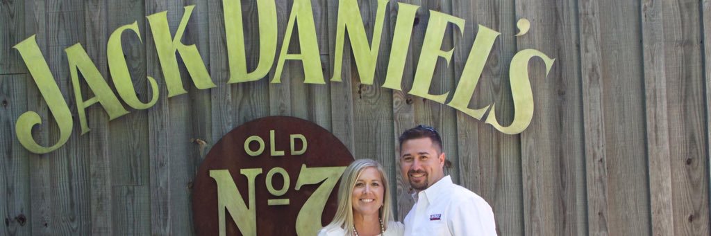 Kelly Bratton banner