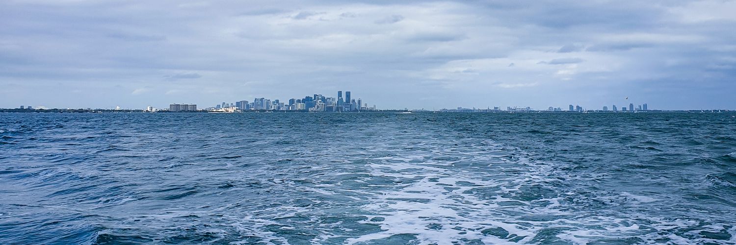 solvaquem's profile banner image