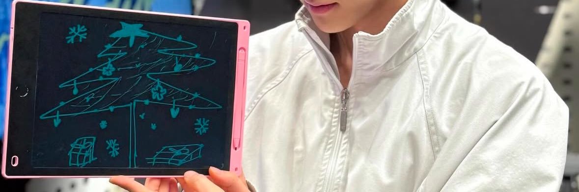 hyowhatim's profile banner image