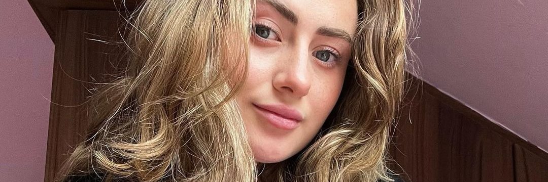 intan SUS.h 🟡 | BRE3 banner