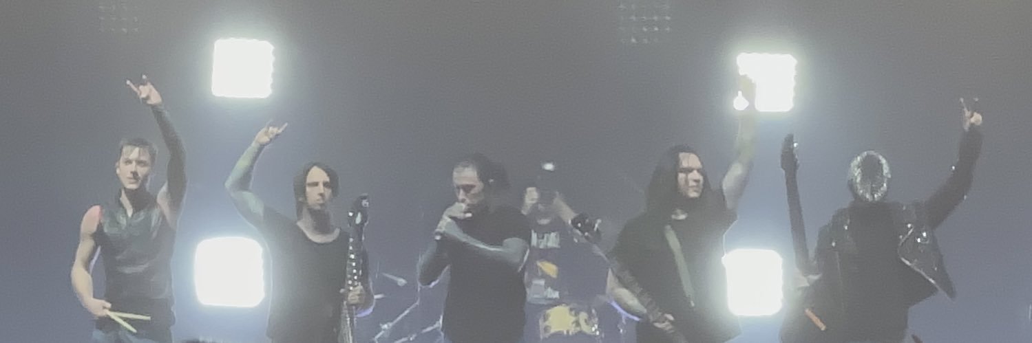 Bill banner
