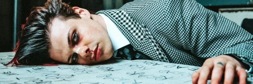 whencalumsmiles's profile banner image