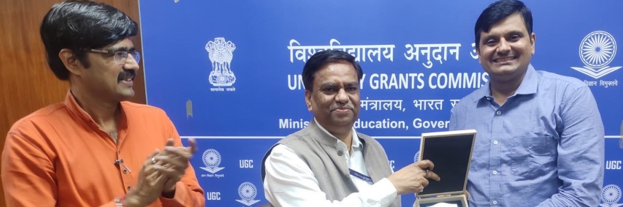 Prof. Tejas P Joshi 🇮🇳 banner