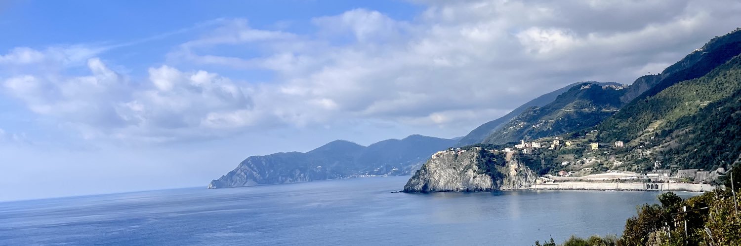 Lola (𝑻𝒐𝒎𝒎𝒚'𝒔 𝒅𝒆𝒇𝒆𝒏𝒅𝒆𝒓) banner