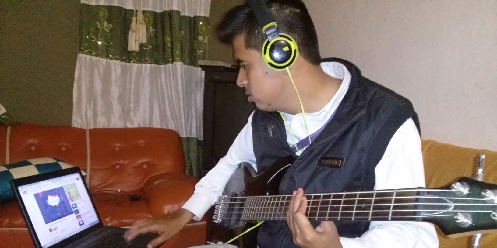 aevjavier's profile banner image