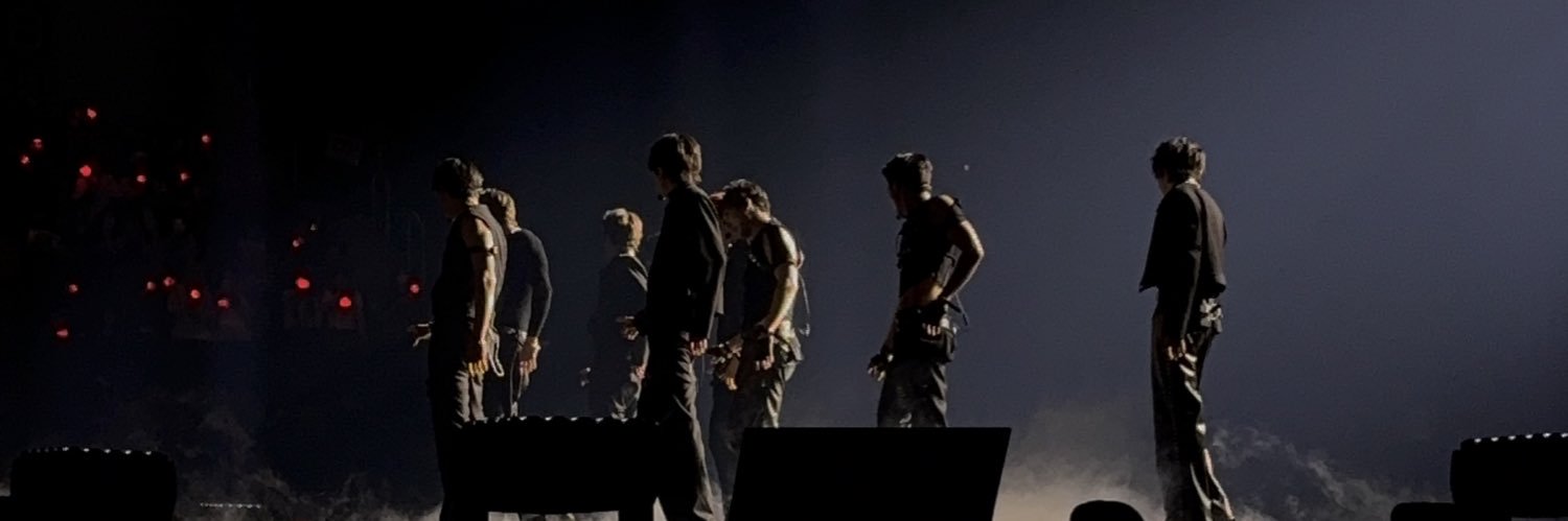 하치。 banner