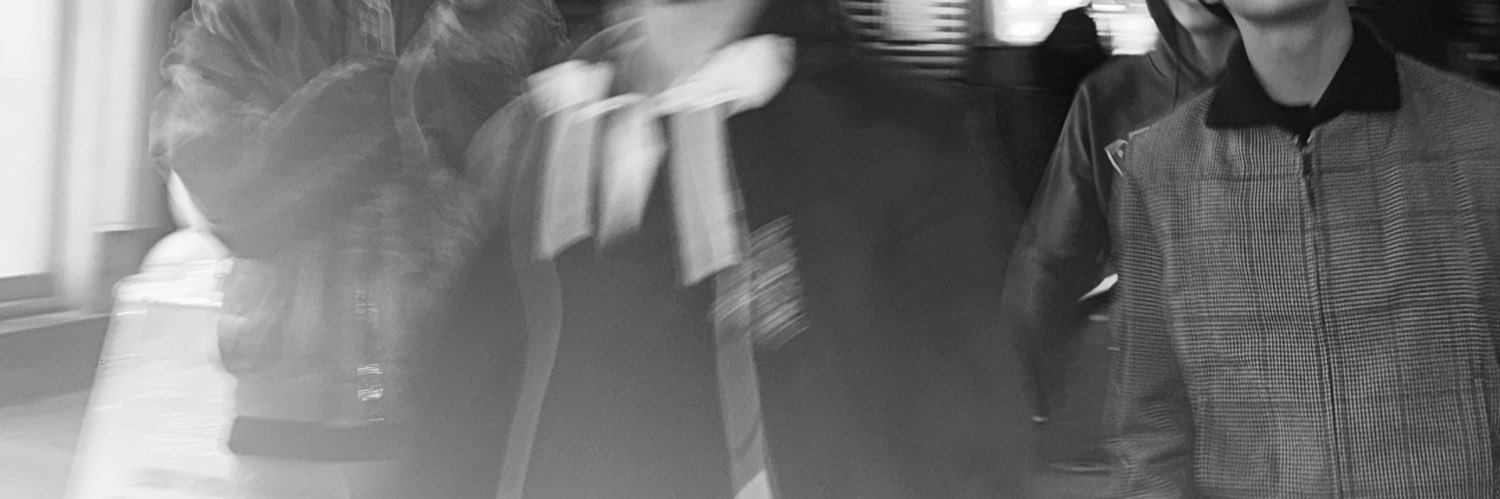 re banner