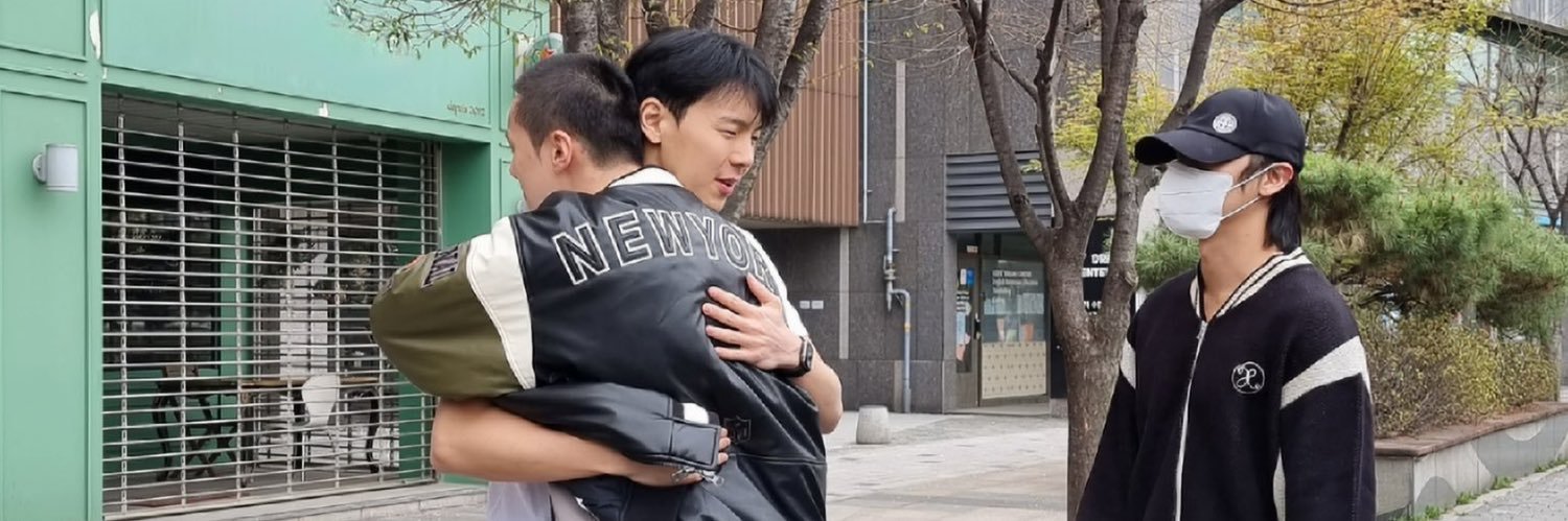 heyveze's profile banner image