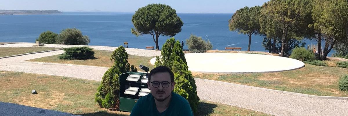 a_ozeren's profile banner image