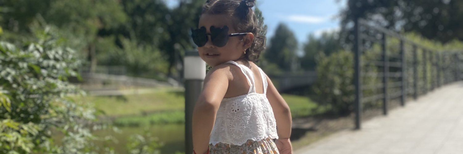JeniferPaola_'s profile banner image