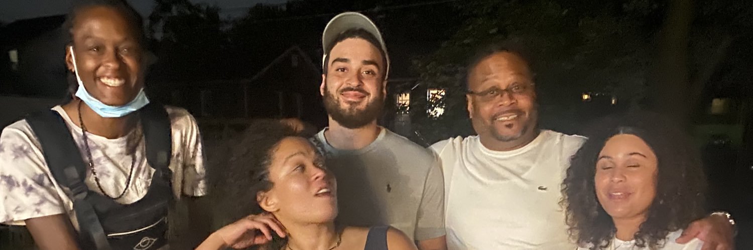 myathompson99's profile banner image