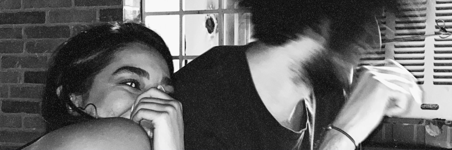 annaaqafari's profile banner image