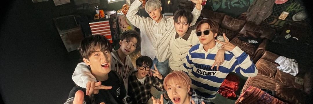 2300jenoo_'s profile banner image