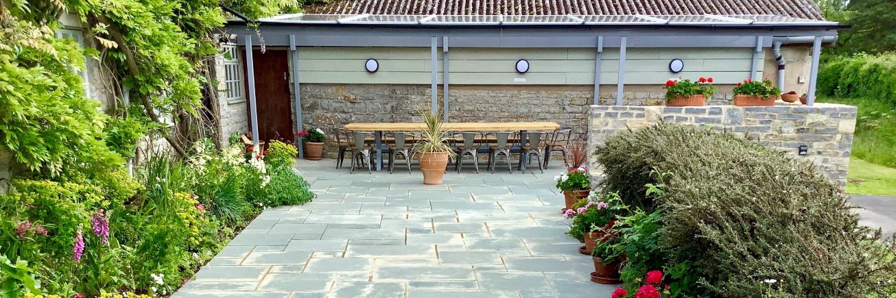 FrogStreetSelfCatering banner