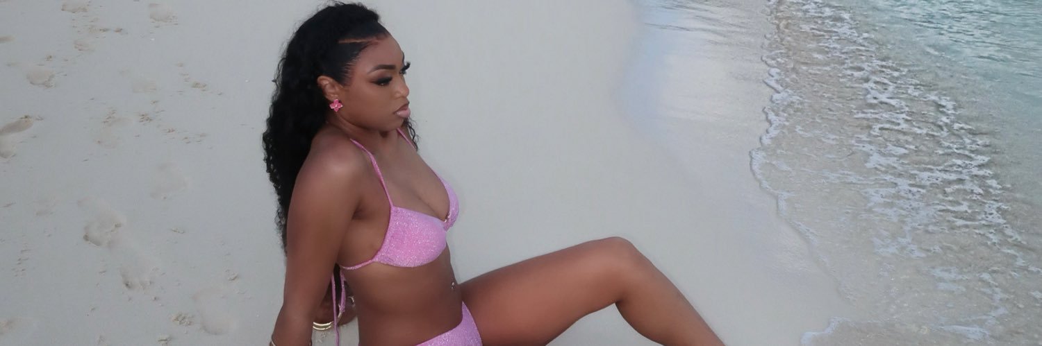 reshaundra_'s profile banner image