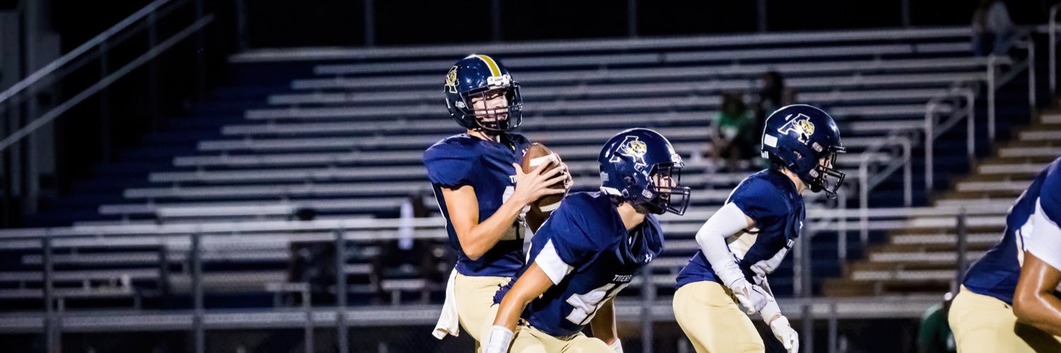 JacksenLyons19's profile banner image