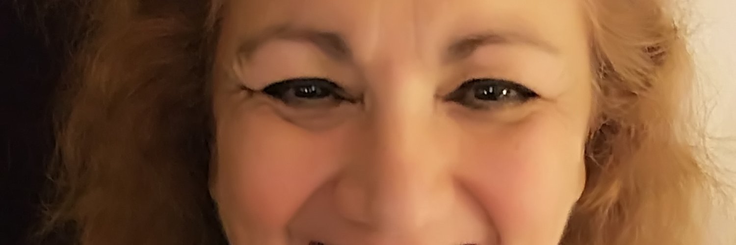 anajobrail's profile banner image