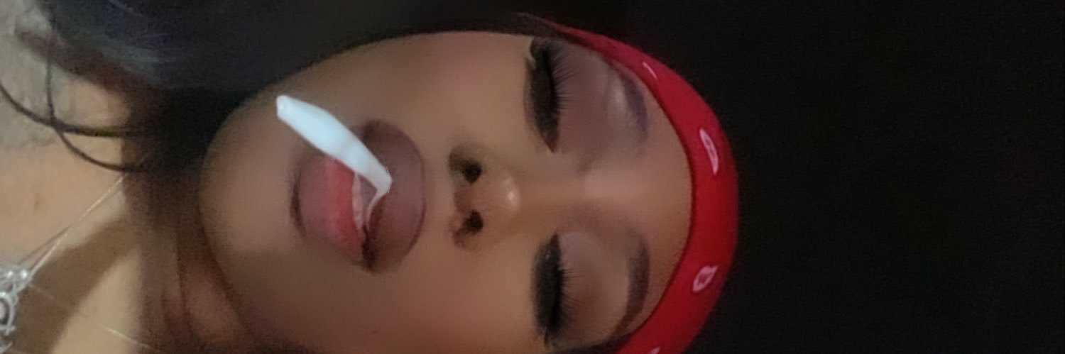 layoff_leeeee's profile banner image