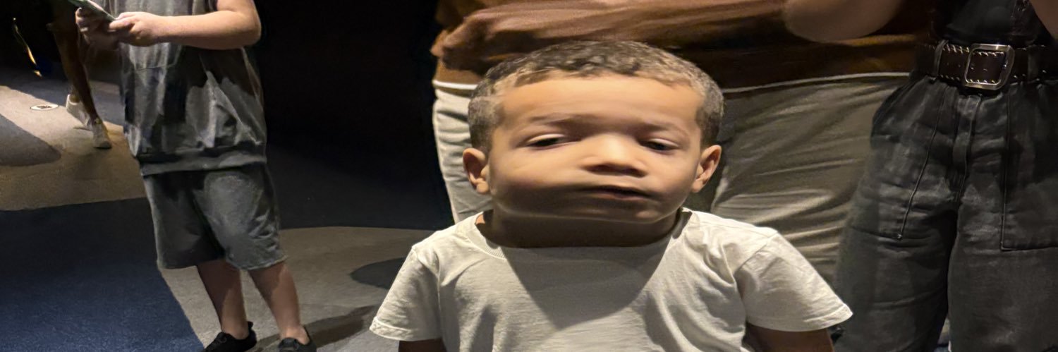 lansuon's profile banner image