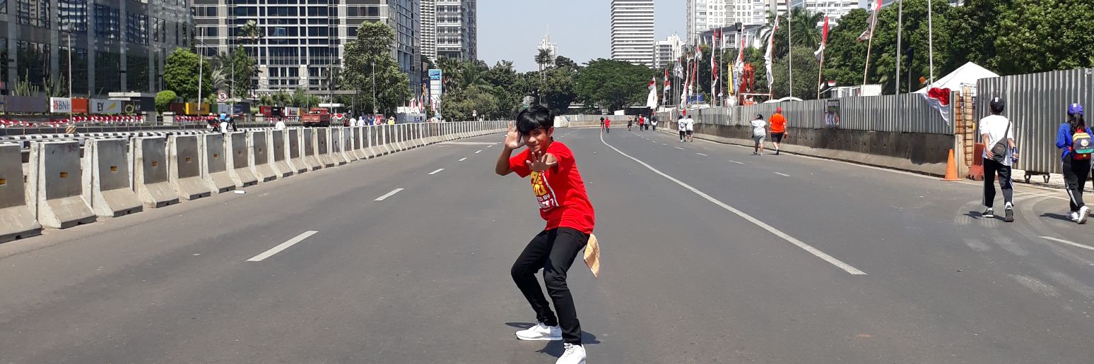putrapana's profile banner image