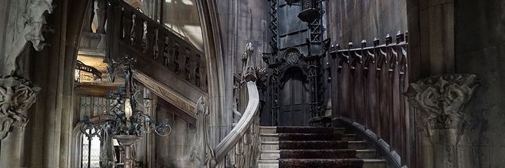 lunebat's profile banner image