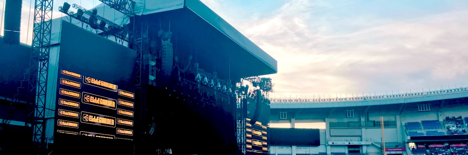 𝕌 banner