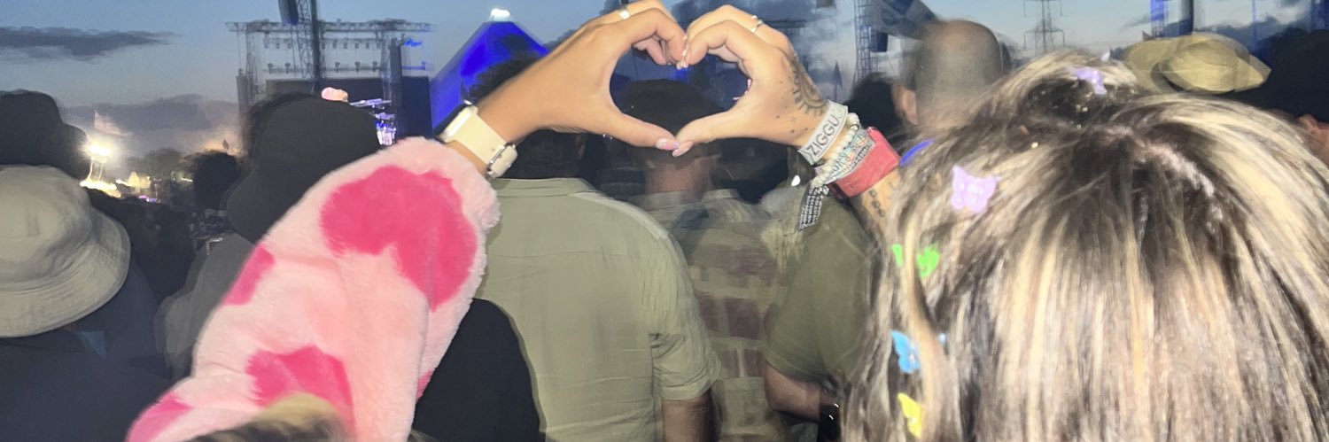 Lorny10's profile banner image