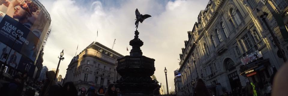 luuchines's profile banner image