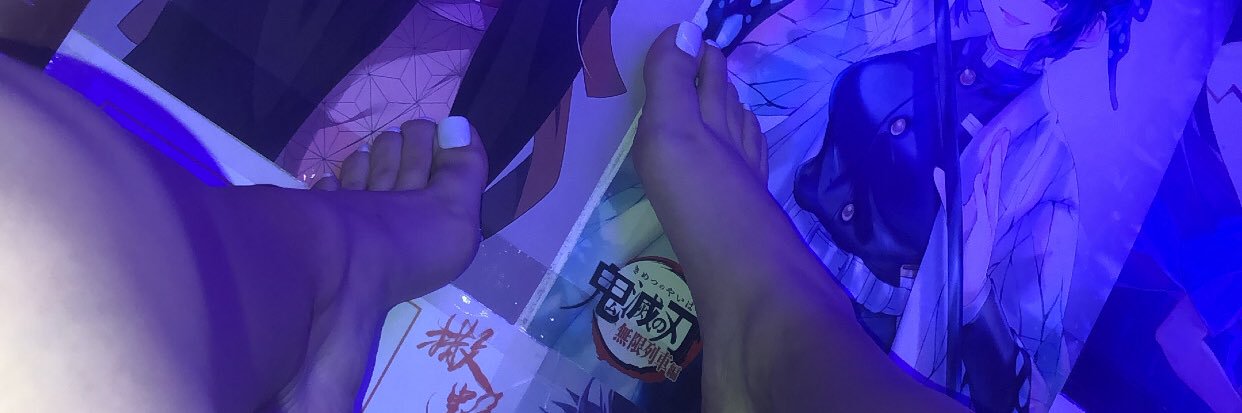 ParuOF's profile banner image