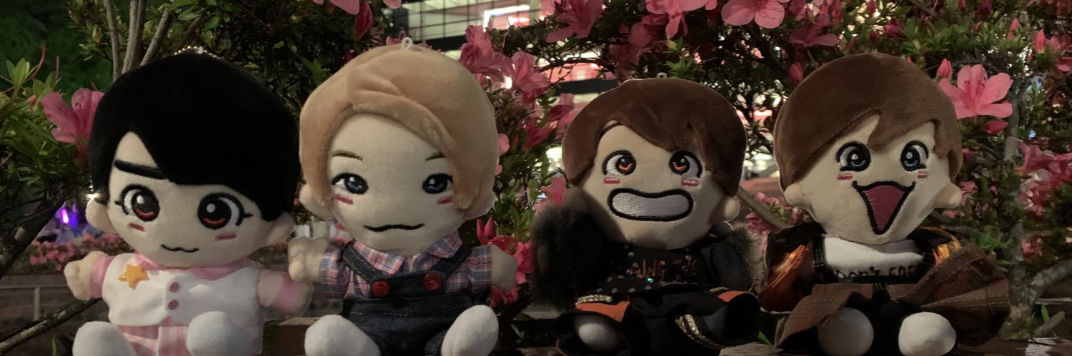 tag___s2's profile banner image