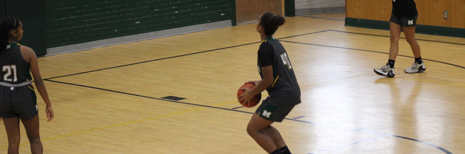 @DANYZSHA THOMAS banner