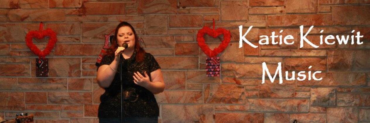 katiekiewit's profile banner image