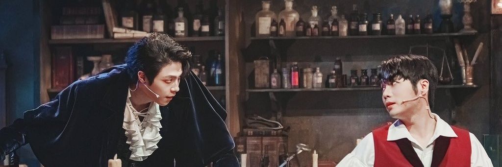 새문 banner