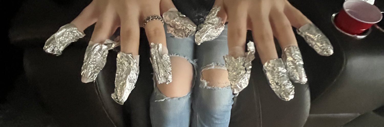 emyrommy's profile banner image