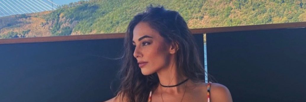 Eva Dedova banner