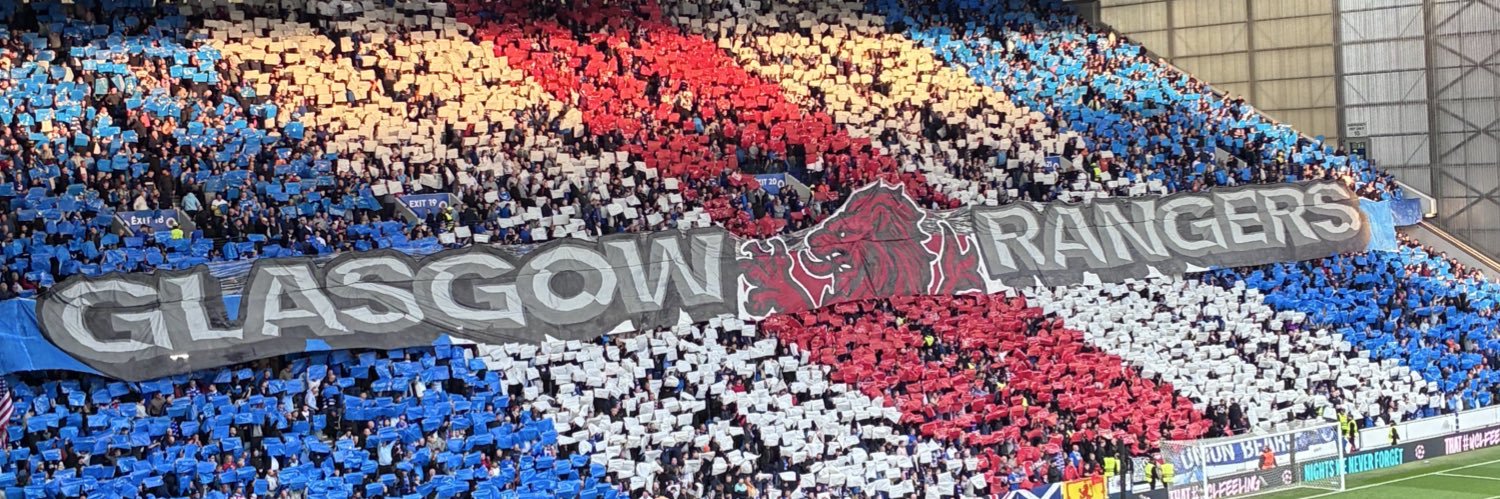 C 🟥⬜️🟦 banner