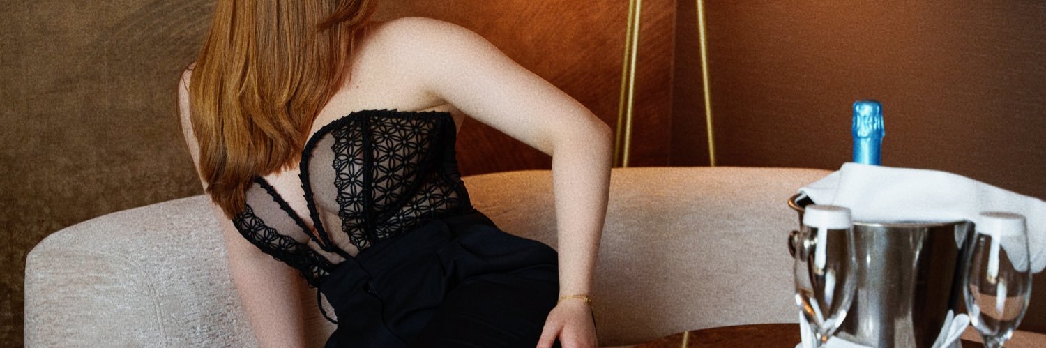 Janka in India 🇮🇳🪷 banner