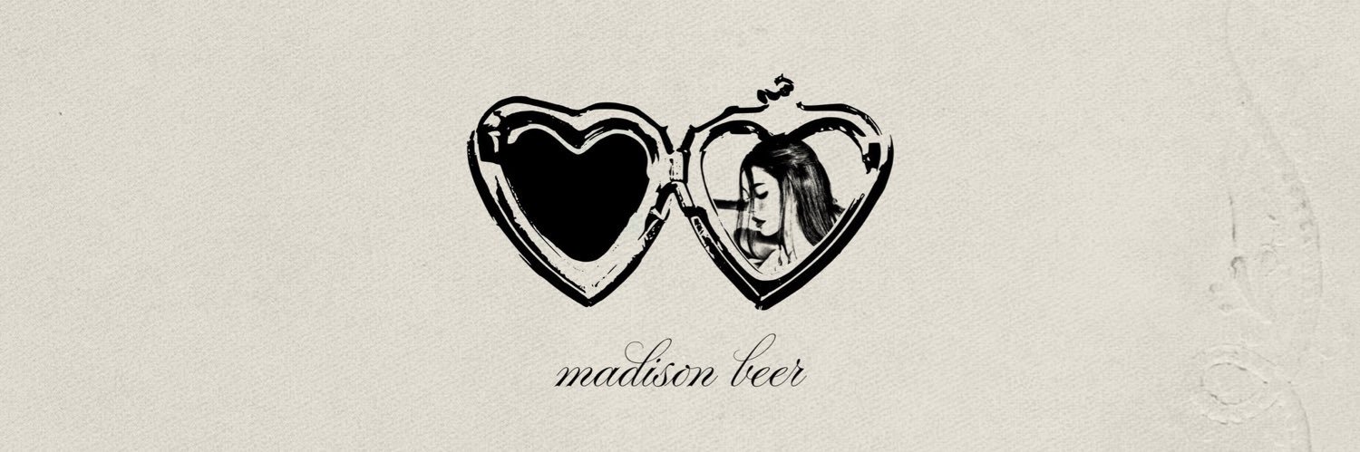 melmalikk's profile banner image