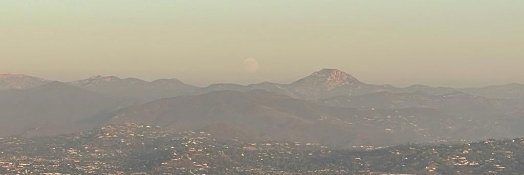 Sheket Bevakasha banner