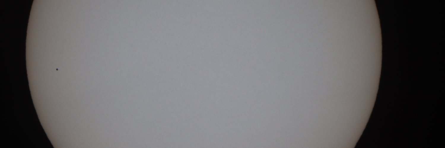 Karol Nowak (@knowak@astrodon.social) banner