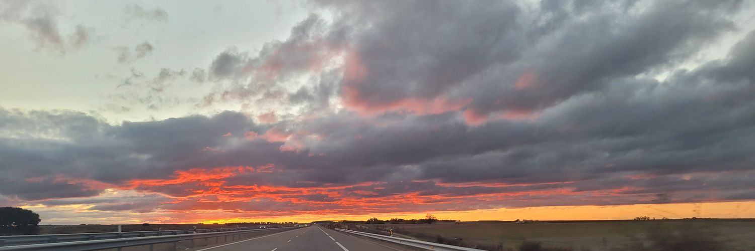 ixisyepez's profile banner image