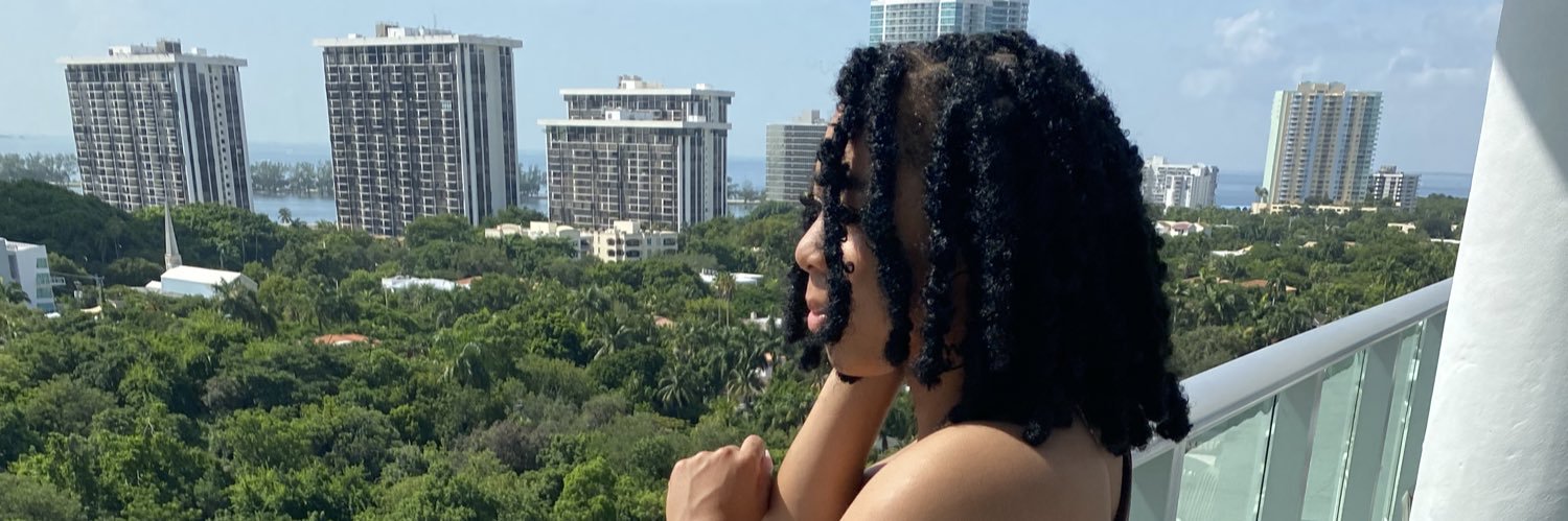 zaritayy's profile banner image