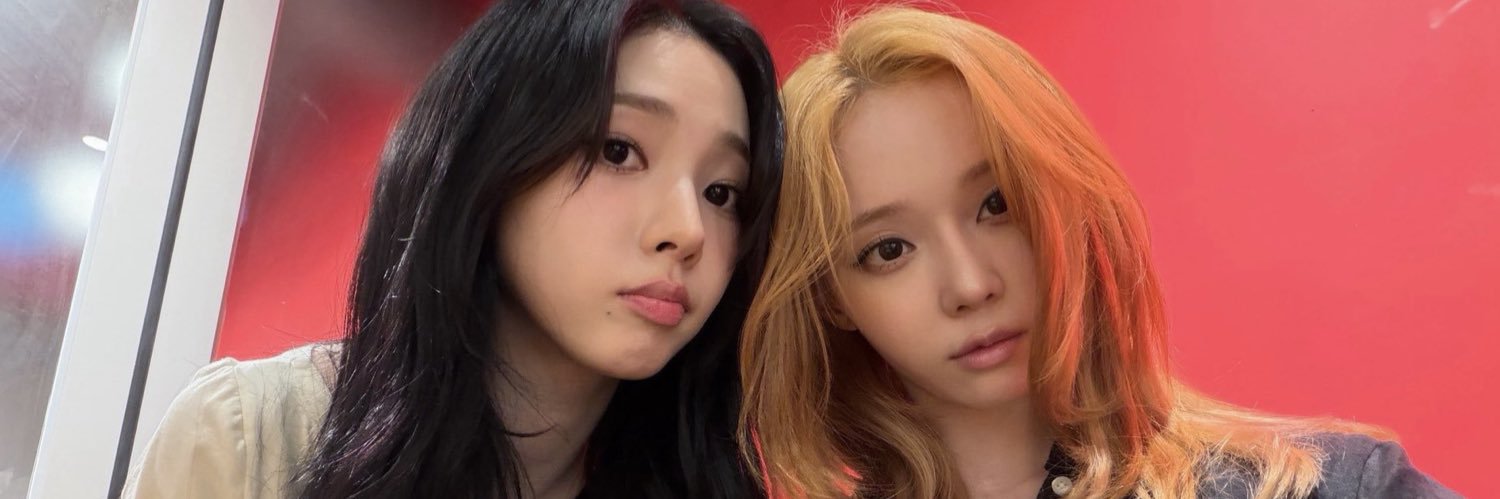 annxozy's profile banner image