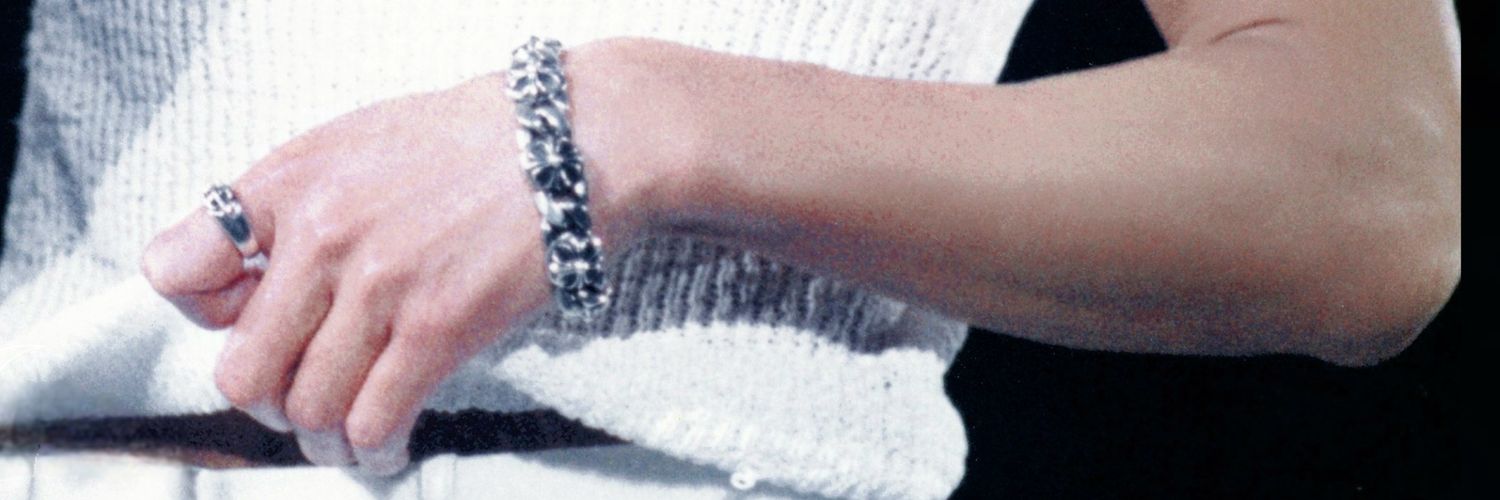 𝑚𝑖𝑛𝑔 banner