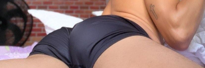 enils0n's profile banner image