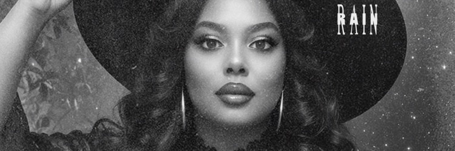 queendarshelle's profile banner image