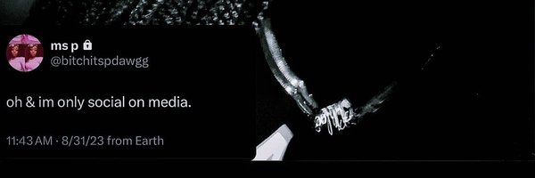 Chlooeeemak Profile Banner
