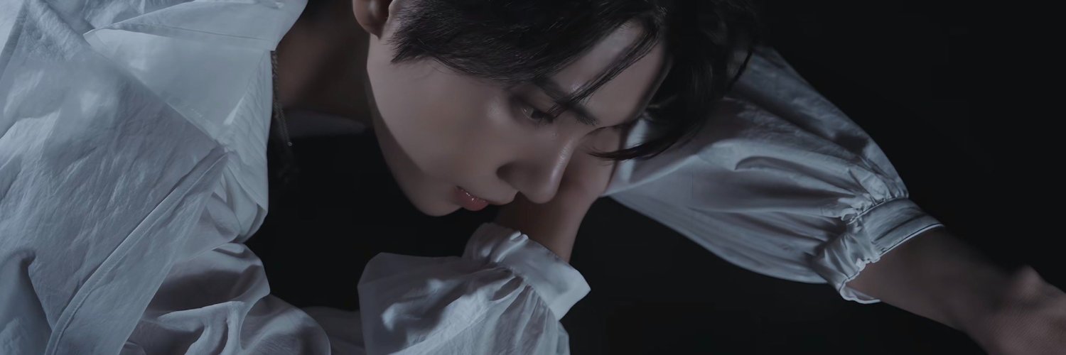 𔓘 banner