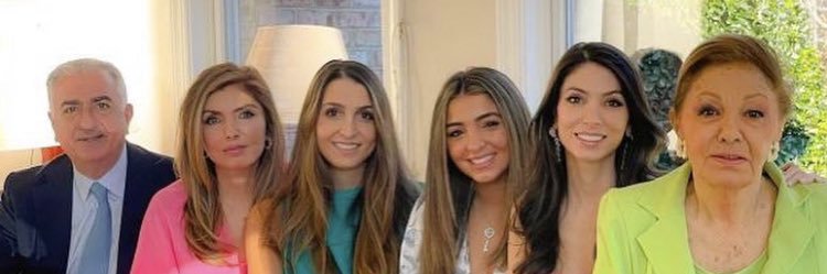 Yasmine Pahlavi fanpage's banner