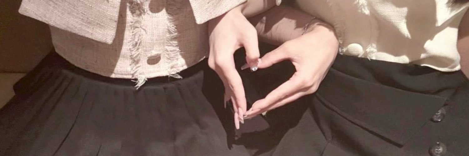 uqevx's profile banner image